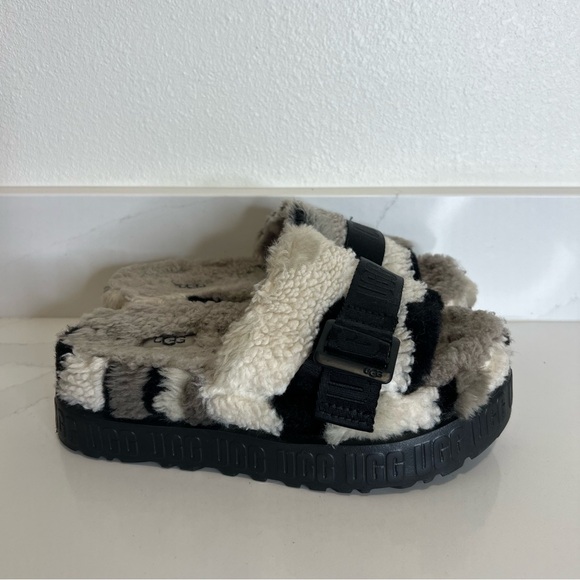 UGG Fluffita Cali Collage Women's Faux Fur Shearling Slide Sandals Gray Size 7 - Picture 3 of 12